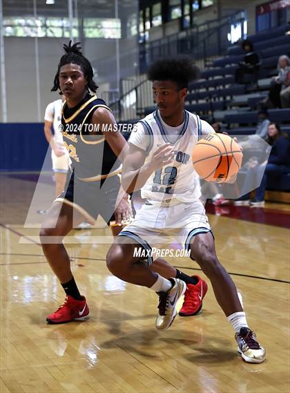 Thumbnail 2 in Fayetteville Academy vs. Gaston Day photogallery.