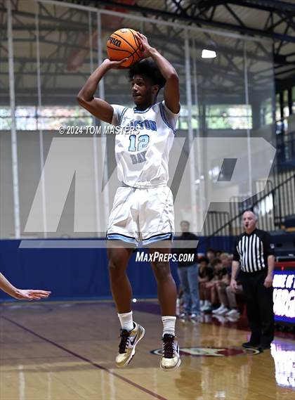 Thumbnail 3 in Fayetteville Academy vs. Gaston Day photogallery.