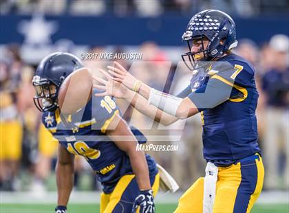 Thumbnail 3 in McKinney North vs. Highland Park (UIL 5A DI Area Playoff) photogallery.