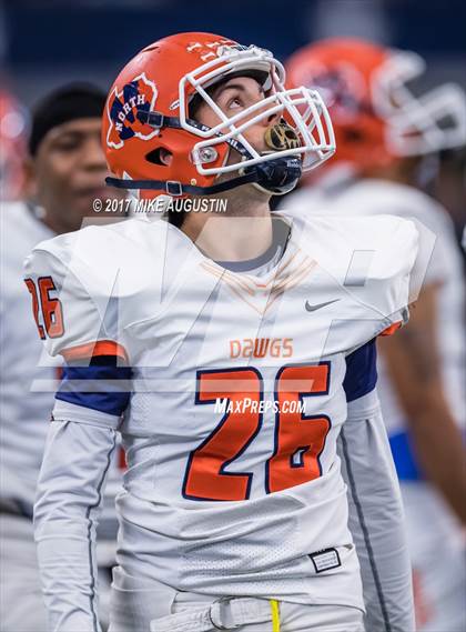 Thumbnail 2 in McKinney North vs. Highland Park (UIL 5A DI Area Playoff) photogallery.