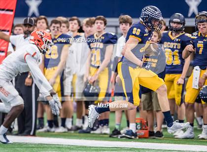 Thumbnail 1 in McKinney North vs. Highland Park (UIL 5A DI Area Playoff) photogallery.