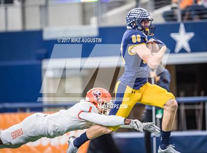 Thumbnail 3 in McKinney North vs. Highland Park (UIL 5A DI Area Playoff) photogallery.
