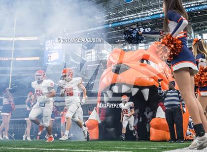 Thumbnail 2 in McKinney North vs. Highland Park (UIL 5A DI Area Playoff) photogallery.