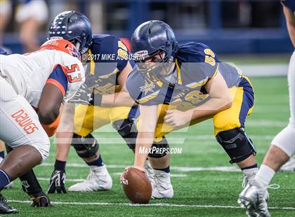 Thumbnail 1 in McKinney North vs. Highland Park (UIL 5A DI Area Playoff) photogallery.