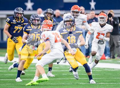 Thumbnail 3 in McKinney North vs. Highland Park (UIL 5A DI Area Playoff) photogallery.