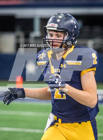 Thumbnail 1 in McKinney North vs. Highland Park (UIL 5A DI Area Playoff) photogallery.