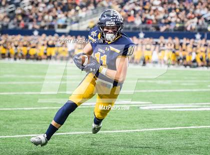 Thumbnail 1 in McKinney North vs. Highland Park (UIL 5A DI Area Playoff) photogallery.