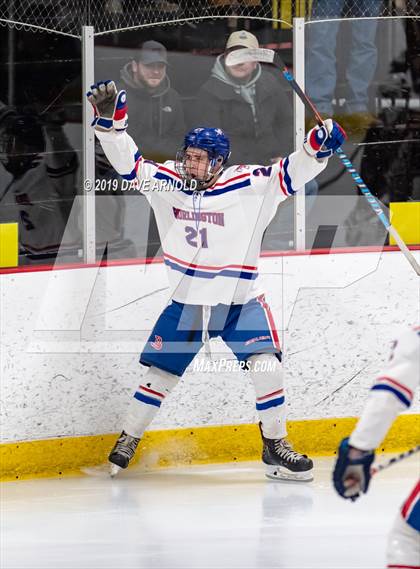 Thumbnail 1 in Newburyport vs Burlington (MIAA Division 1 North Quarterfinal) photogallery.