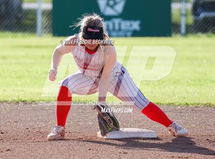 Thumbnail 3 in Tioga @ Muenster photogallery.