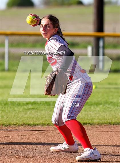 Thumbnail 3 in Tioga @ Muenster photogallery.