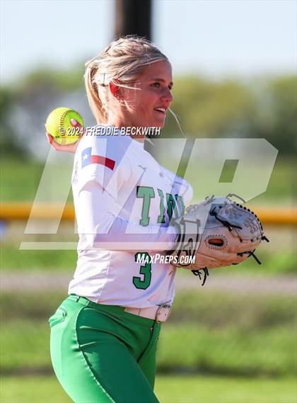 Thumbnail 3 in Tioga @ Muenster photogallery.
