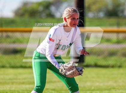 Thumbnail 1 in Tioga @ Muenster photogallery.