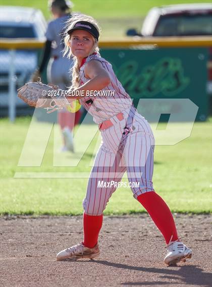 Thumbnail 3 in Tioga @ Muenster photogallery.