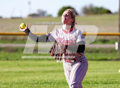 Thumbnail 3 in Tioga @ Muenster photogallery.
