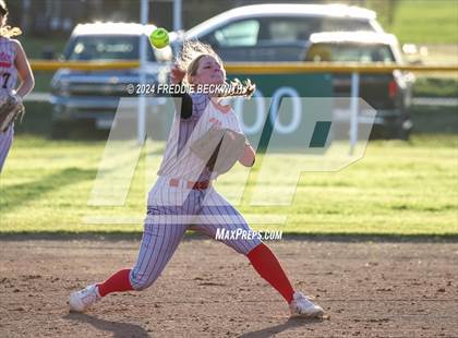 Thumbnail 3 in Tioga @ Muenster photogallery.