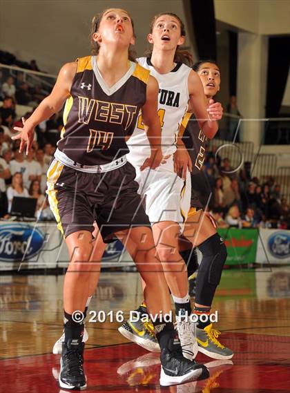 Thumbnail 2 in West vs. Ventura (CIF SS 1AA Final) photogallery.