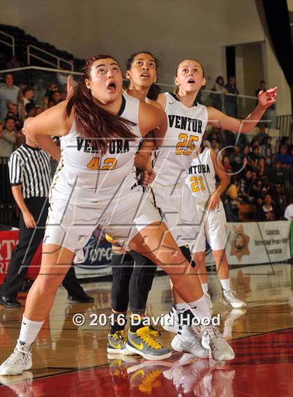 Thumbnail 2 in West vs. Ventura (CIF SS 1AA Final) photogallery.