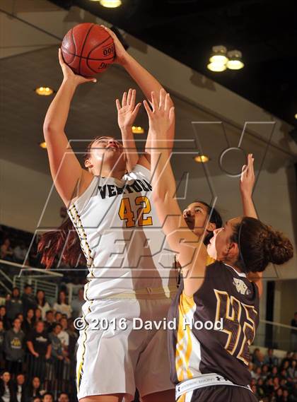 Thumbnail 3 in West vs. Ventura (CIF SS 1AA Final) photogallery.