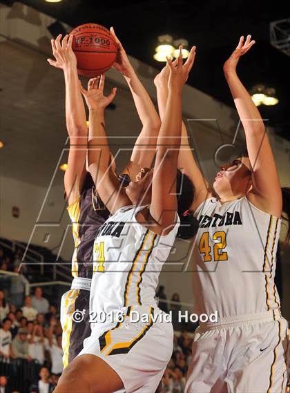 Thumbnail 2 in West vs. Ventura (CIF SS 1AA Final) photogallery.