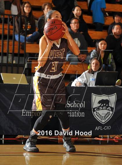 Thumbnail 3 in West vs. Ventura (CIF SS 1AA Final) photogallery.