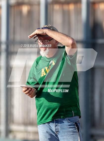 Thumbnail 3 in TAPPS 6A D3 Boys District Track & Field Championships photogallery.