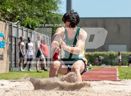 Thumbnail 3 in TAPPS 6A D3 Boys District Track & Field Championships photogallery.