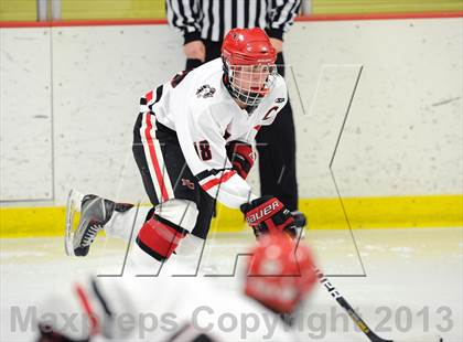 Thumbnail 2 in New Canaan vs. Greenwich (FCIAC Quarterfinal) photogallery.
