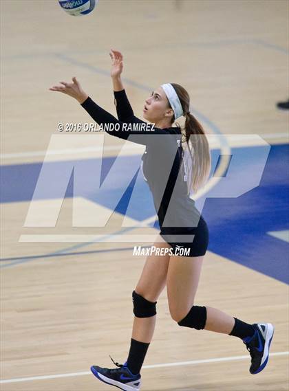 Thumbnail 1 in Bonita Vista @ Eastlake photogallery.