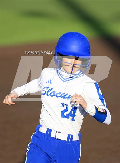 Thumbnail 2 in Slocum vs Athens photogallery.