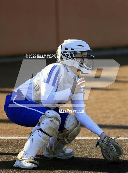 Thumbnail 2 in Slocum vs Athens photogallery.