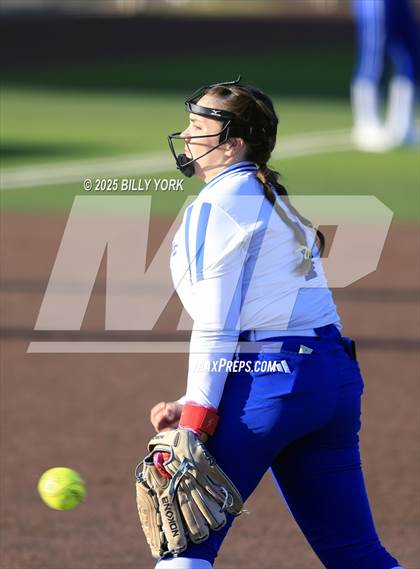 Thumbnail 2 in Slocum vs Athens photogallery.