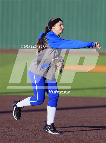 Thumbnail 3 in Slocum vs Athens photogallery.
