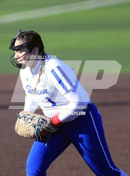 Thumbnail 3 in Slocum vs Athens photogallery.