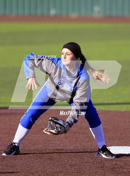 Thumbnail 3 in Slocum vs Athens photogallery.