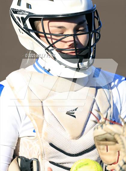 Thumbnail 3 in Slocum vs Athens photogallery.