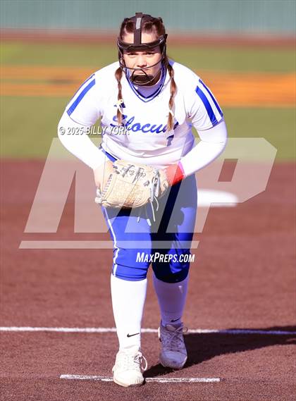 Thumbnail 3 in Slocum vs Athens photogallery.