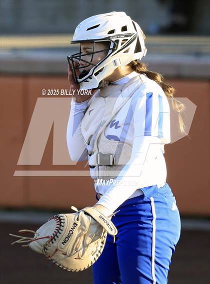 Thumbnail 1 in Slocum vs Athens photogallery.