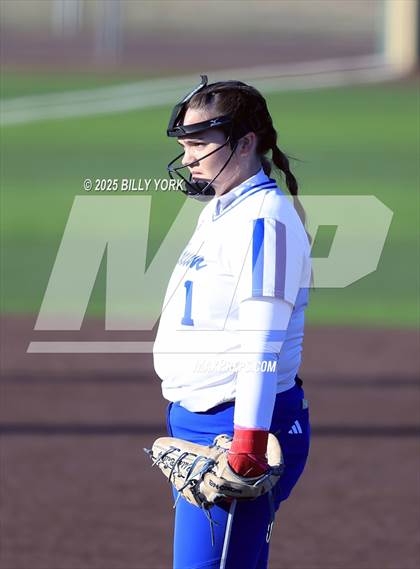 Thumbnail 2 in Slocum vs Athens photogallery.