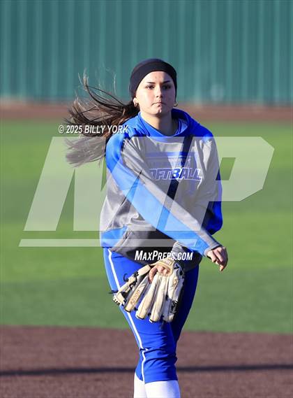 Thumbnail 2 in Slocum vs Athens photogallery.