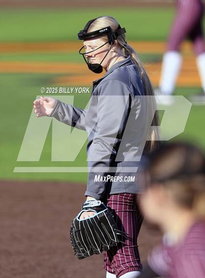 Thumbnail 2 in Slocum vs Athens photogallery.