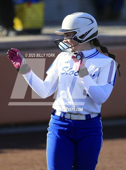 Thumbnail 1 in Slocum vs Athens photogallery.
