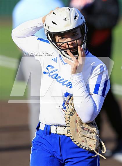 Thumbnail 1 in Slocum vs Athens photogallery.