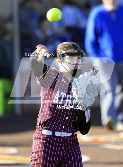 Thumbnail 2 in Slocum vs Athens photogallery.