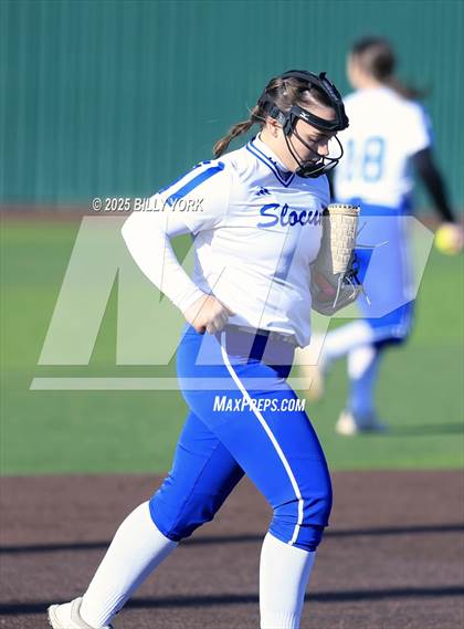 Thumbnail 3 in Slocum vs Athens photogallery.