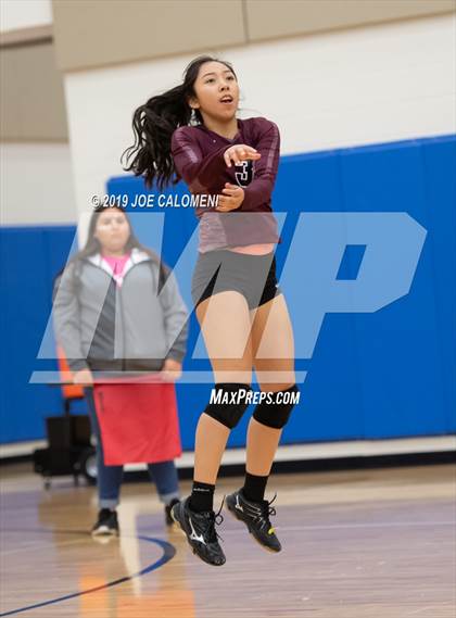 Thumbnail 3 in Uvalde @ Harlan photogallery.