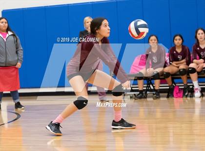 Thumbnail 3 in Uvalde @ Harlan photogallery.