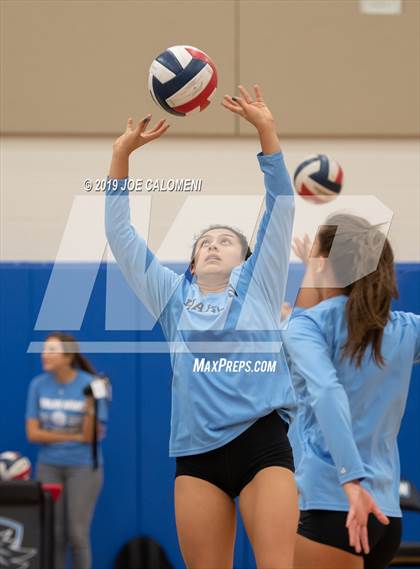 Thumbnail 3 in Uvalde @ Harlan photogallery.