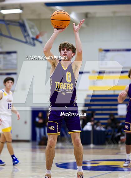 Thumbnail 1 in Lemoore @ Clovis photogallery.