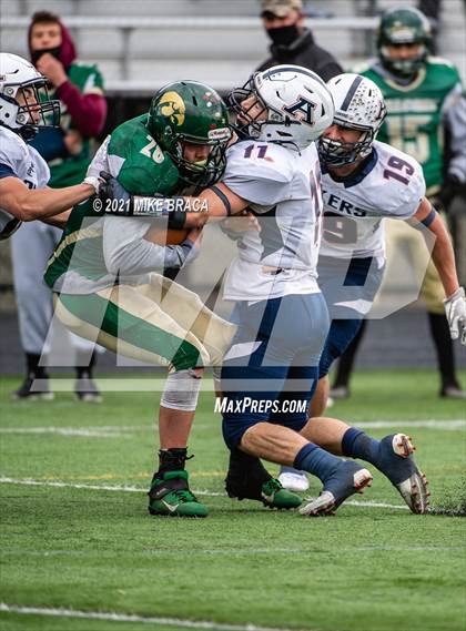 Thumbnail 3 in Dighton-Rehoboth Regional vs. Apponequet Regional photogallery.