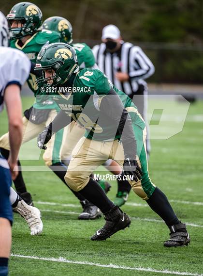Thumbnail 1 in Dighton-Rehoboth Regional vs. Apponequet Regional photogallery.